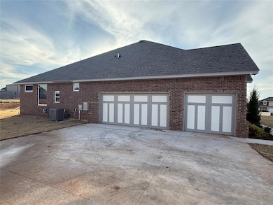 10140 NW 100th St, Yukon, OK 73099 - photo 6