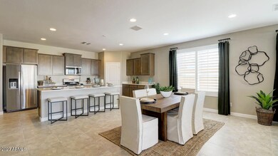 Dining to Kitchen