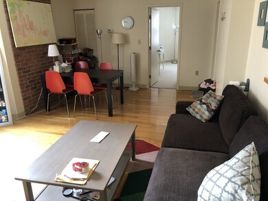 78 Gainsborough St unit 204E, Boston, MA 02115 - photo 2