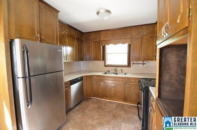 2800 2nd Place NW, Center Point, AL 35215 - photo 3