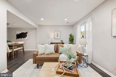 2549 Fox Ridge Ct unit 68, Woodbridge, VA 22192 - photo 4