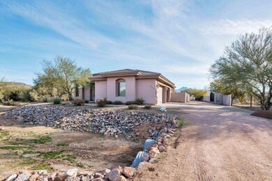 923 N 111th St Mesa AZ 85207-large-001-3