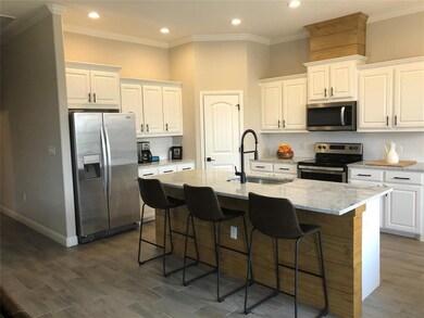 307 Mckittrick Ln, Godley, TX 76044 - photo 3