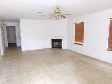 820 Fourth St, Picayune, MS 39466 - photo 2