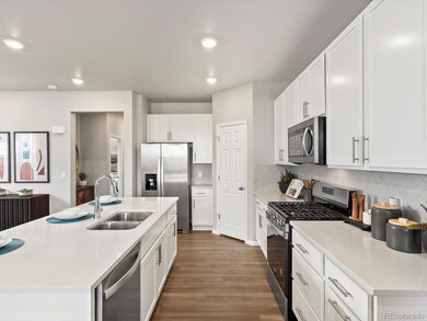 751 N Shawnee St, Aurora, CO 80018 - photo 5