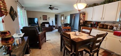 Kitchen/living dinning room