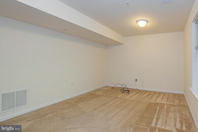 102 Thomasson Ct, Capitol Heights, MD 20743 - photo 6