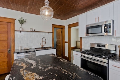 52 Prospect St, Ludlow, MA 01056 - photo 2