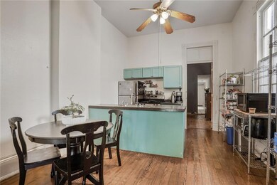 3436 kitchen is open and bright, offering easy ser