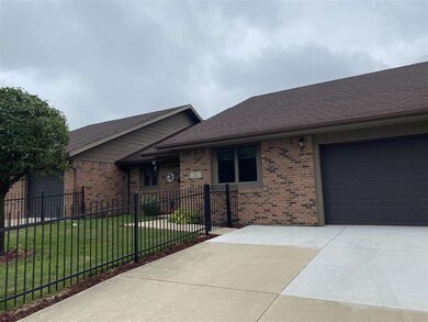 320 W South St, Tipton, IN 46072 - photo 2