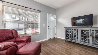 09-z 635 Grove Cir072