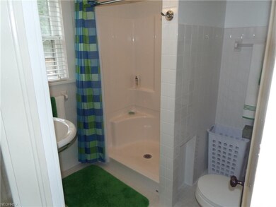 Updated Full Bath