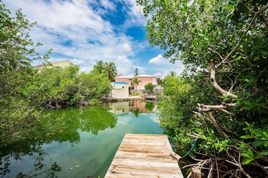 18 W Circle Dr, Key West, FL 33040 - photo 4