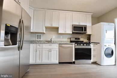 Skyline Plaza unit 2004N, Baileys Crossroads, VA 22041 - photo 3