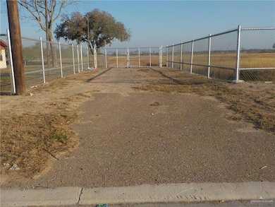 12130 W Mile 7 Rd, Mission, TX 78573 - photo 5