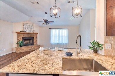 309 E Hogan Dr, Copperas Cove, TX 76522 - photo 7