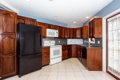 48 Elm St, Newmarket, NH 03857 - photo 3