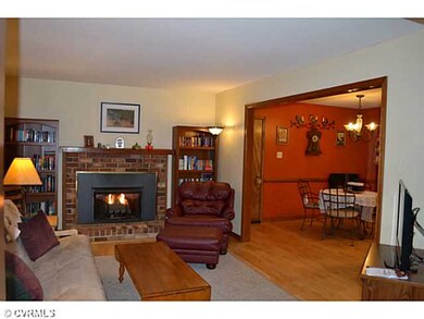 Den/Family/Great Room - Notice the open floor layo