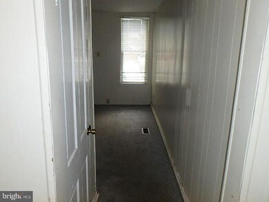 130 1/2 Elm St, Hagerstown, MD 21740 - photo 4