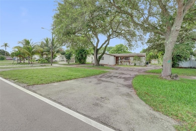 3330 Taft St, Hollywood, FL 33021 - photo 4