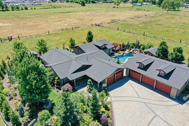 998 W Justice Rd, Central Point, OR 97502 - photo 3