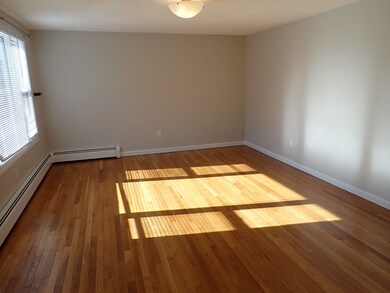 307 Grove St unit 307, Waltham, MA 02453 - photo 5