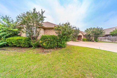 3202 Crossbridge Cir, Granbury, TX 76049 - photo 4