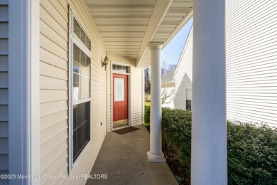 66 Freesia Ct, Holmdel, NJ 07733 - photo 4