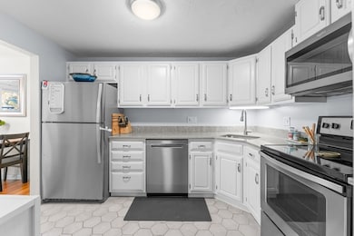 112 Ridgefield Cir unit B, Clinton, MA 01510 - photo 7