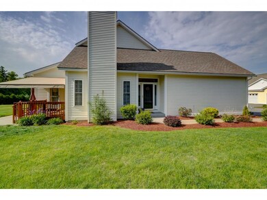 3 Concord Coach Ln unit 4, Litchfield, NH 03052 - photo 2