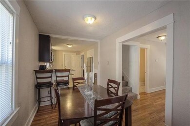 Formal dining room plus eat-in kitchen