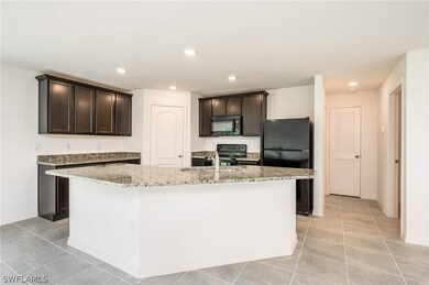 252 Lisette St, Fort Myers, FL 33913 - photo 4