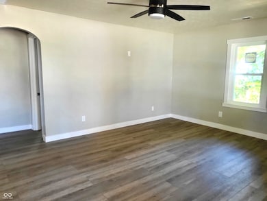 314 Hancock St, Seymour, IN 47274 - photo 4