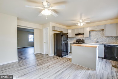 410 Olde Greenwich Cir, Fredericksburg, VA 22408 - photo 7