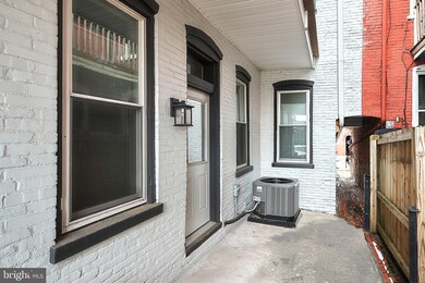 216 Perry St, Columbia, PA 17512 - photo 6