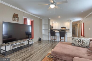 1300 E Kercher Ave unit 32, Myerstown, PA 17067 - photo 3