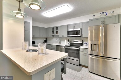 Montebello unit 1001, Alexandria, VA 22303 - photo 3