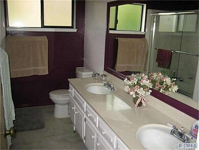 2nd Bathroom