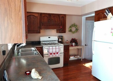 9228 O Day Dr, Highland, IN 46322 - photo 5