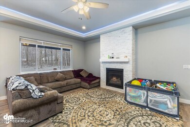 07-LIVINGROOM_EMC_IMG_4-9578