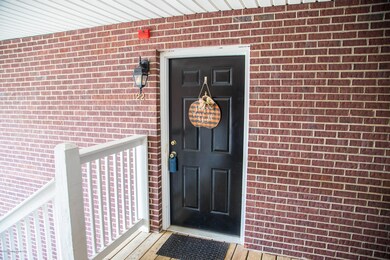 173 Central Blvd unit 22, Mount Washington, KY 40047 - photo 3