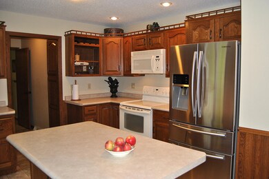 Fin_Kitchen<|><|>