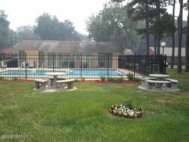 grove pool area