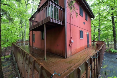3- Wraparound deck