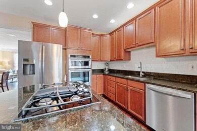 42914 Overly Square, Chantilly, VA 20152 - photo 4