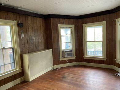 23 Rhode Island Ave, Newport, RI 02840 - photo 6