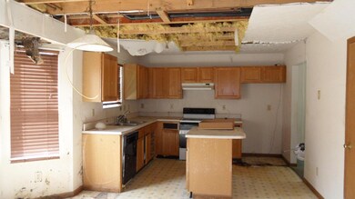 1448 Tall Pine Ct, Columbus, OH 43223 - photo 6