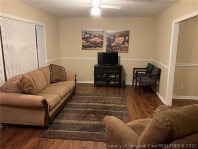 4440 Chesterbrook Dr, Fayetteville, NC 28314 - photo 3