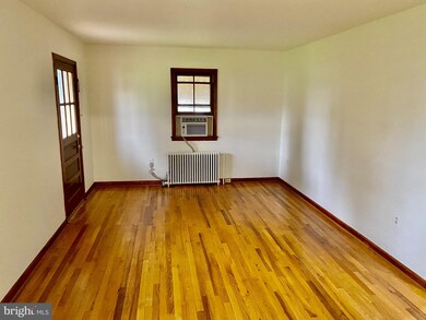 123 N 31st St, Purcellville, VA 20132 - photo 6