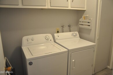 11122 W Emerald Dr, Sun City, AZ 85351 - photo 7